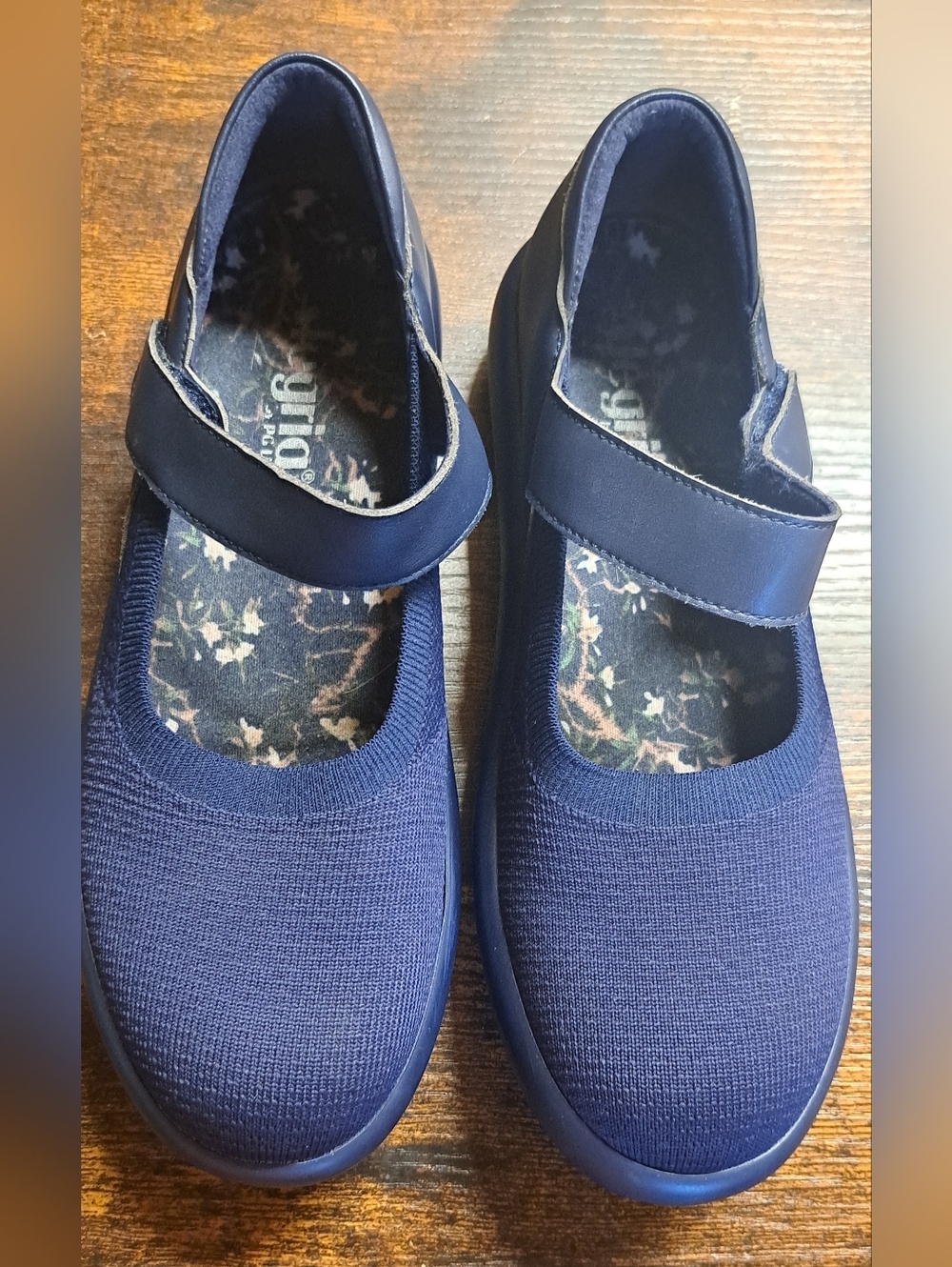 Allegria Mary Jane "Olivia" Navy Blue Small Platform Sz 37 (7.5)  Work Casual